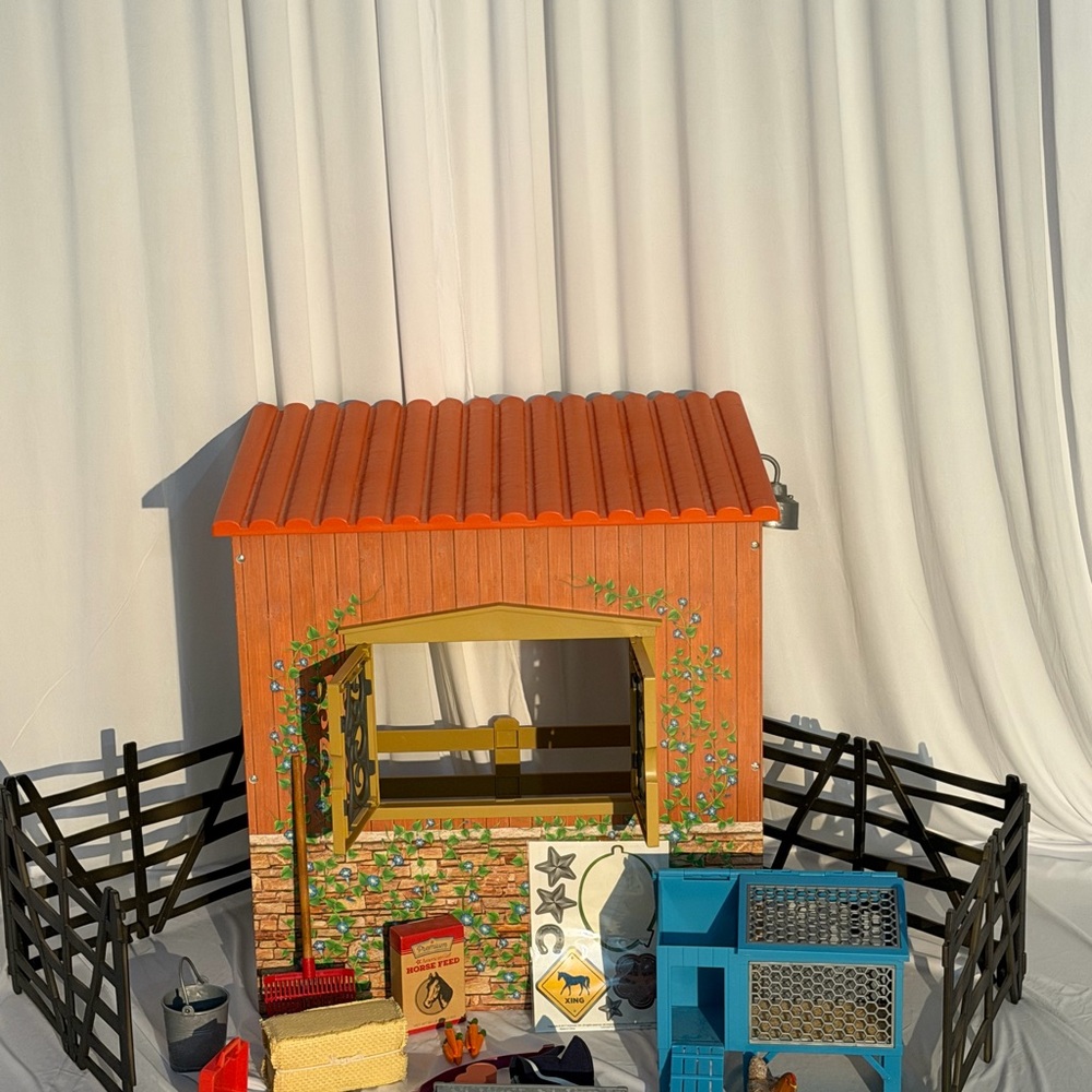 American Girl Stable Playset Fence Chicken Coop Truly Me For 18” doll retired